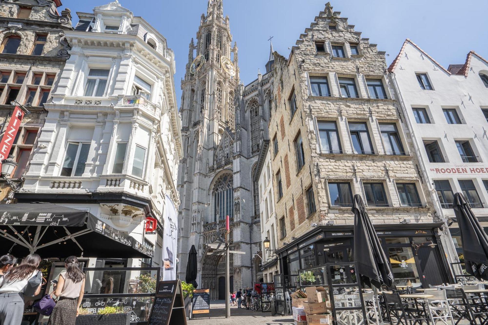 Tempel Cathedral Lodge In The Heart Of Antwerp Antuérpia Exterior foto